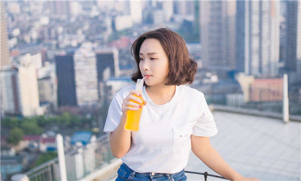 伊州关于试管代生助孕多少钱的详尽分析与指导